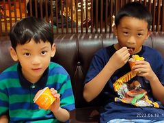-VENCHI 闻绮(上海佛罗伦萨小镇店)