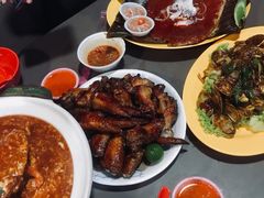 -东海岸人工湖美食村