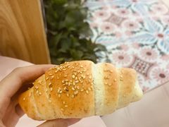 -沁屋面包店(人民东路店)
