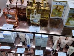 -国药中服免税(北京坊店)