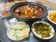 -秦扬居特色菜馆(上王村)