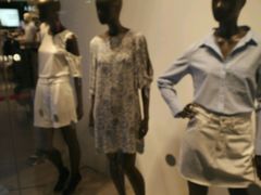 -H&M(鹏欣水游城店)