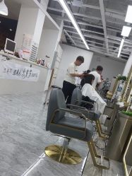 -阿三造型烫染•接发