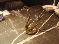 -海派悦庭·海胆烧麦·新融合菜(凯德广场店)