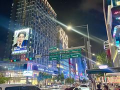 -江南猪肉商会无限续吃(弘大店)