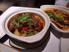 酱香萝卜牛腩煲-胡桃里音乐酒馆(下沙店)