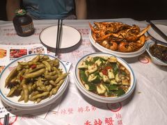 -三妹小龙虾·黄油蟹(华侨城总店)
