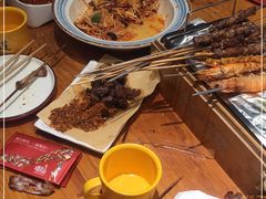 -喝丢一只鞋海鲜烧烤·海肠捞饭(文体街店)