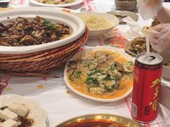 -肥肥虾庄·金牌油焖大虾(汉口城市广场店)