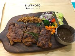 -F+轻食健身赋能空间(中华北路国贸商场店)