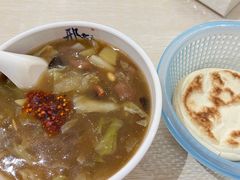 -邢老三肉丸胡辣汤腊牛肉夹馍(华阴分店)