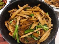 -凯鸽酒楼(大同振兴街店)