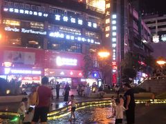 -龙聚德北京烤鸭(沙坪坝华宇A馆店)