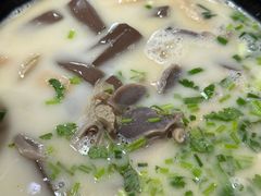 -津津老鸭粉丝馆(正东路店)