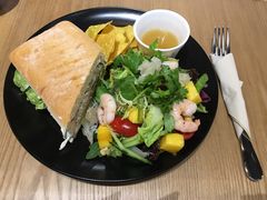 -HELLO 27 意面·沙拉·帕尼尼