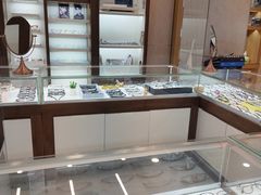 -明月眼镜(三坝店)
