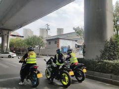 -荣杰摩托驾照