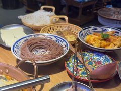 -洱火云南酸菜牛肉火锅(石景山当代商城店)