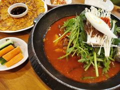 土豆排骨火锅-喇喇排骨火锅·传统韩式脊骨汤(望京西园总店)