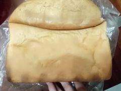 -钟楼大面包