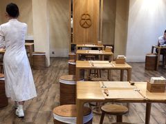 -蟹家大院 · 独揽江景(滨江店)