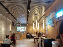-麦当劳(徐汇漕溪北路百脑汇店)