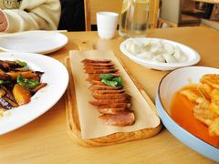 -关东小磨东北菜(上海长风大悦城店)