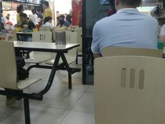 大堂-江三王记牛杂馆(总店)