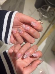 -天生爱美甲