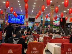 大堂-簋街仔仔小龙虾(总店)