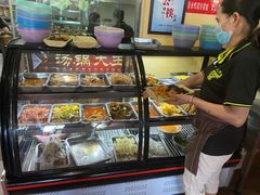 -汤锅大王(新平曹苏黄牛汤锅有限公司)