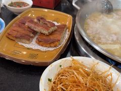-老来福·非遗酸汤兔(凯旋路店)