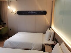 -成都太古里总府王府井亚朵X酒店