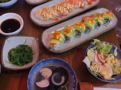 牛油果炸虾卷-饭町二郎日式综合茶餐(中安广场店)