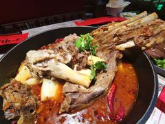 -沪小胖小龙虾(淮海中路旗舰店)