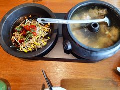 云南经典汽锅鸡-云海肴·汽锅鸡·云南菜(苏州中心店)
