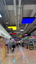 -百荣二期玩具城