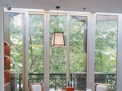 -荷风细雨·中国茶宴(世纪大道店)