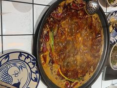 -旧街市鲜货老火锅(大光路店)