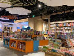-覔书店(壹方城店)