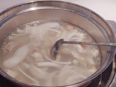 -三个椰子·现砍椰子鸡(金源CBD店)