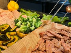 -涨巢·潮玩水疗局