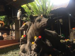 -Warung Babi Guling Ibu Oka 3