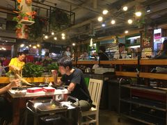 大堂-钢管厂歆瑞源油卤串串香(春熙路太古里店)