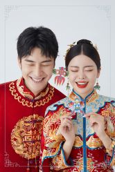 -雪中彩影婚纱摄影·微光艺术中心