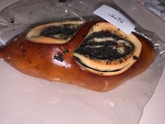 -雀食面包店(钟楼店)