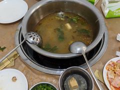 -黑竹沟新场牛肉火锅