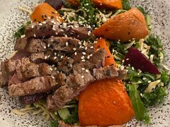煎牛肉烤时蔬色拉-BAKER&SPICE(国金中心商场店)