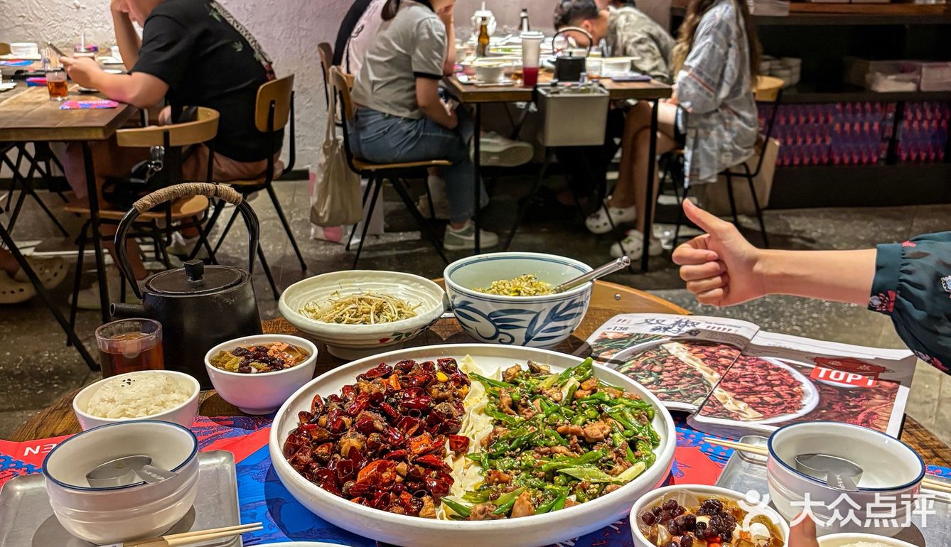在广州的都给我去吃这家川菜！巨下饭啊  