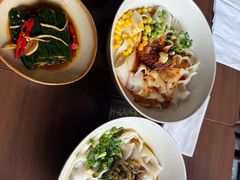 -顺溜·手工刀削面·黑金店(铜锣湾店)